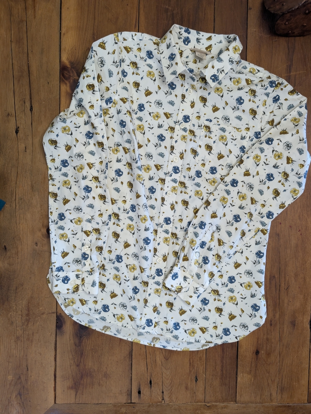 Duluth Trading Ladies Blouse